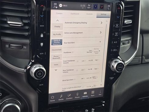 New 2026 RAM 1500 4x4 Crew Cab image 13