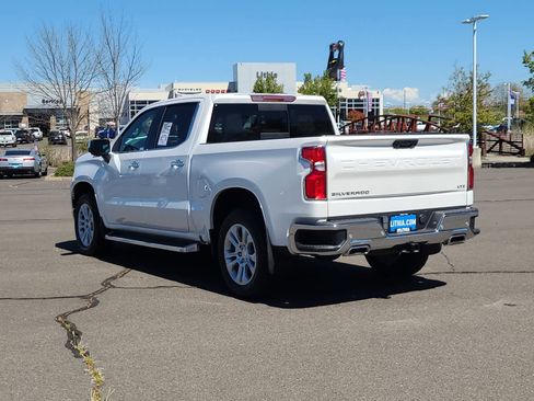 Used 2022 Chevrolet Silverado 1500 LTZ w/ LTZ Convenience Package II AWD/4WD image 12