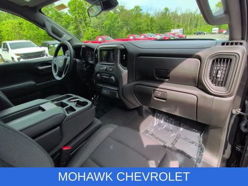 Certified 2025 Chevrolet Silverado 1500 Custom AWD/4WD image 28