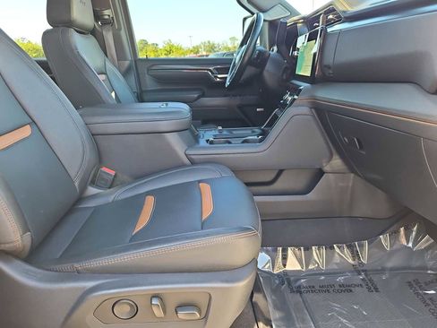 Used 2024 GMC Sierra 2500 AT4 w/ AT4 Premium Plus Package image 23