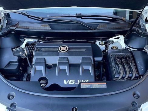 Used 2016 Cadillac SRX Performance w/ Driver Awareness Package image 10