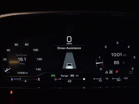 Used 2023 GMC Yukon XL SLT image 28