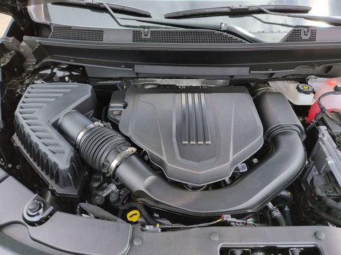 New 2026 Chevrolet Traverse LT w/ Sun and Wheel Package FWD image 12