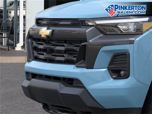 New 2025 Chevrolet Colorado LT w/ LT Convenience Package image 13