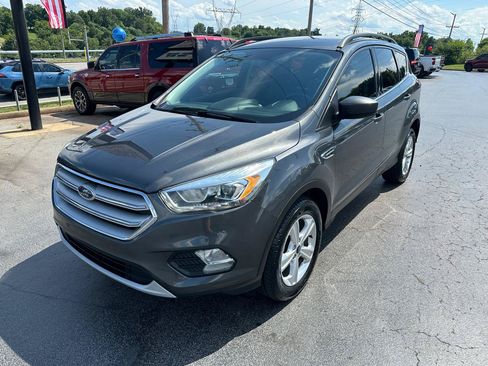 Used 2018 Ford Escape SEL FWD image 8