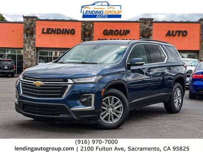 Used 2023 Chevrolet Traverse LT w/ Rear Camera Mirror Package