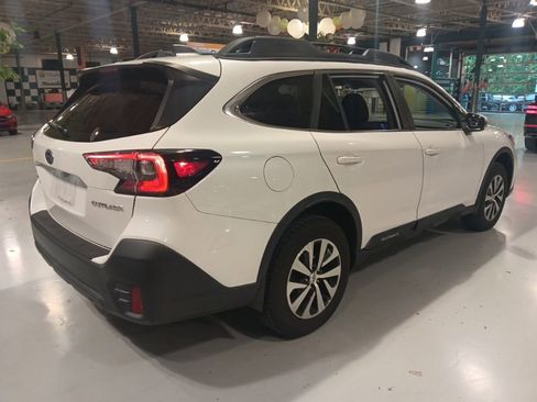 Used 2020 Subaru Outback Premium w/ Popular Package #1 AWD/4WD image 6