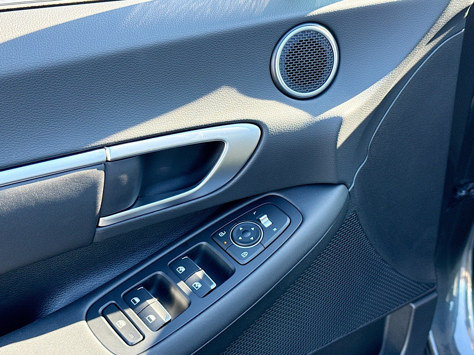 New 2026 Hyundai Sonata SEL FWD image 7