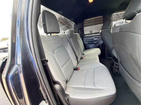 Used 2021 RAM 1500 Big Horn image 29