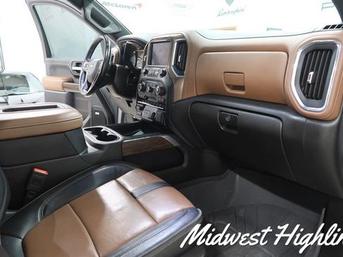 Used 2022 Chevrolet Silverado 2500 High Country image 41