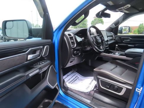 Used 2020 RAM 1500 Laramie AWD/4WD image 19