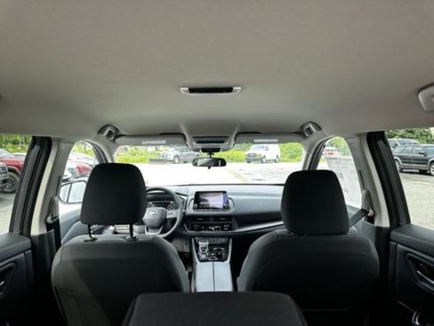 New 2026 Nissan Rogue SV image 13