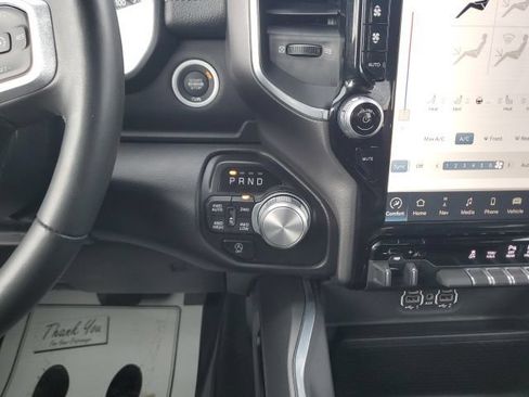 Used 2023 RAM 1500 Laramie AWD/4WD image 19