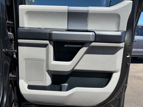 Used 2015 Ford F150 XLT w/ Equipment Group 302A Luxury AWD/4WD image 23