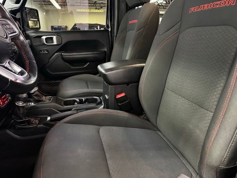 Used 2021 Jeep Gladiator Rubicon AWD/4WD image 10