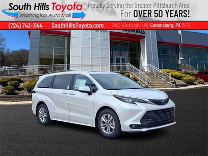 New 2025 Toyota Sienna XLE