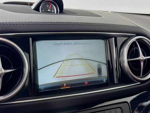 Used 2020 Mercedes-Benz SL 550 image 15