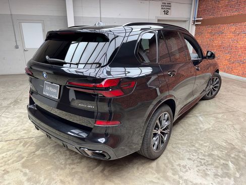 Certified 2024 BMW X5 xDrive40i w/ M Sport Package AWD/4WD image 6
