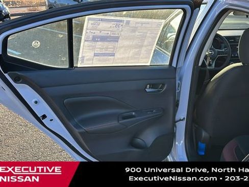 New 2025 Nissan Versa SR w/ Trunk Package image 18