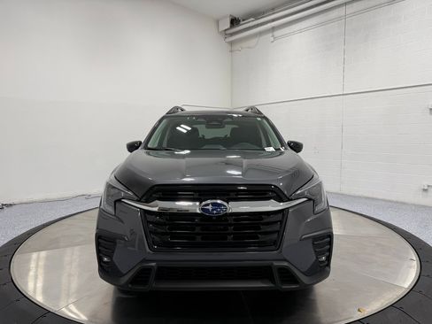 Used 2024 Subaru Ascent Limited w/ Technology Package image 2