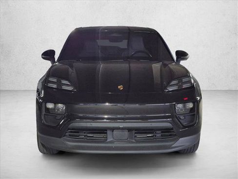 Used 2025 Porsche Macan 4S Electric AWD/4WD image 2