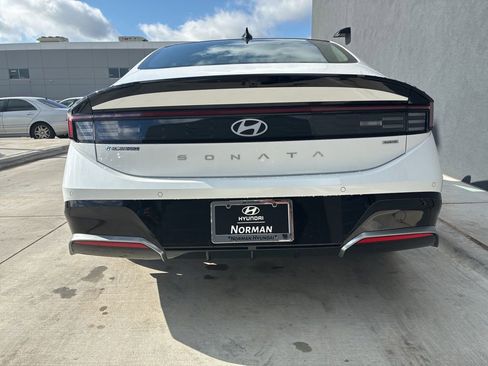New 2026 Hyundai Sonata Limited FWD image 5