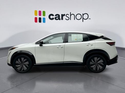 Used 2024 Nissan Ariya AWD image 2