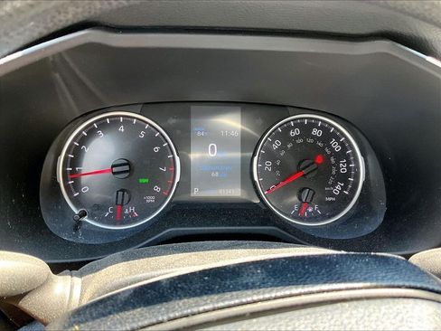 Used 2021 Toyota RAV4 XLE AWD/4WD image 8