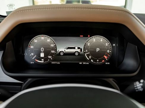 New 2026 Land Rover Defender 110 S AWD/4WD image 18