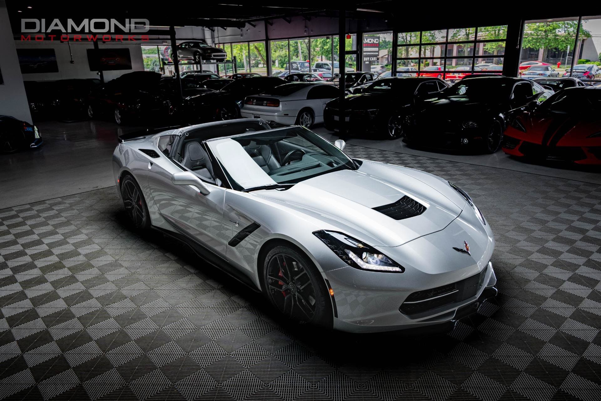 Used 2019 Chevrolet Corvette Stingray Coupe RWD image 4