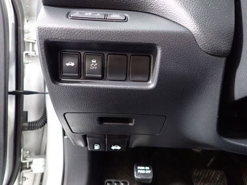 Used 2018 Nissan Altima 2.5 SV image 25