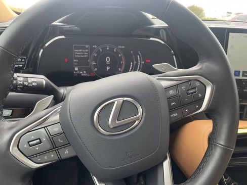 Used 2025 Lexus NX 350 AWD w/ Accessory Package (2T) image 30