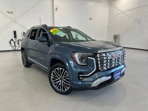 Used 2026 GMC Terrain Denali AWD/4WD image 6