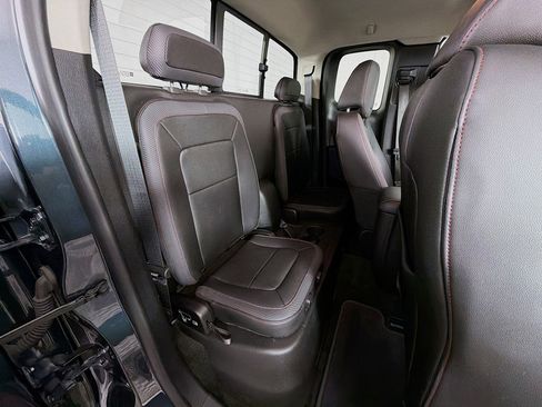 Used 2017 GMC Canyon SLE w/ All Terrain Package image 26