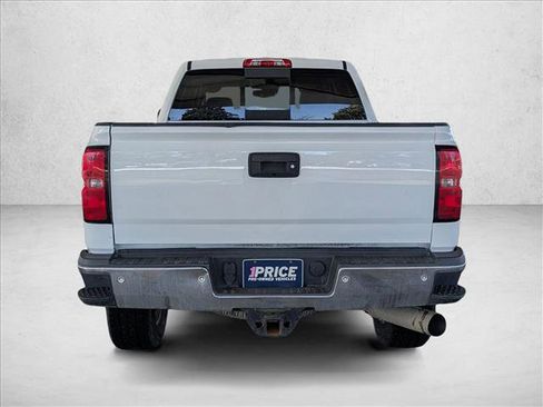 Used 2016 Chevrolet Silverado 2500 LTZ w/ Duramax Plus Package image 7