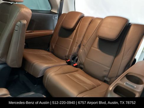 Certified 2024 Mercedes-Benz GLS 580 4MATIC image 27