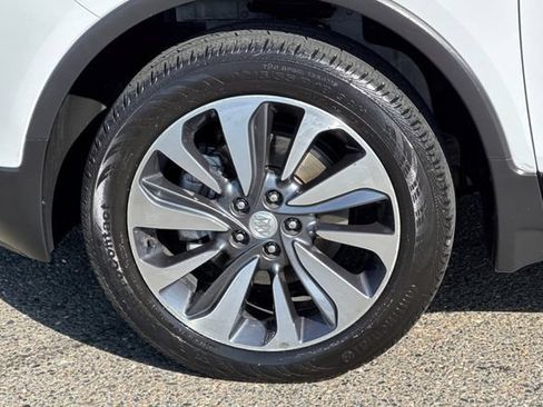 Used 2022 Buick Encore Preferred w/ Safety Package AWD/4WD image 43