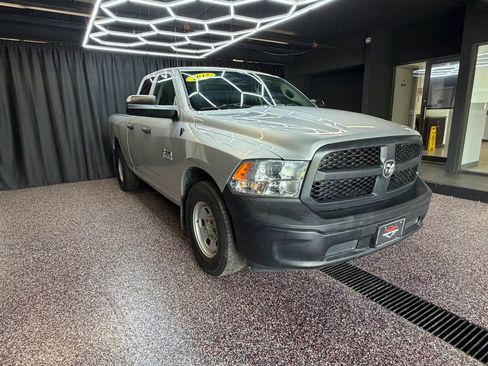 Used 2017 RAM 1500 Tradesman w/ Popular Equipment Group RWD image 11