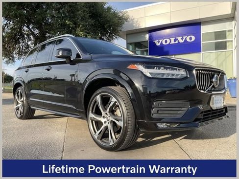 Certified 2022 Volvo XC90 T5 Momentum FWD image 1