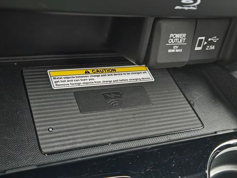 Used 2022 Honda Pilot Elite image 31