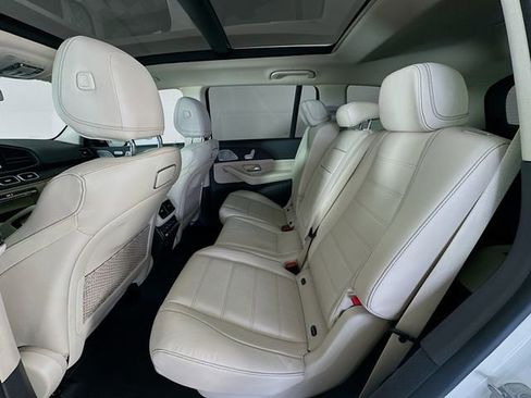 Certified 2020 Mercedes-Benz GLS 450 4MATIC image 25