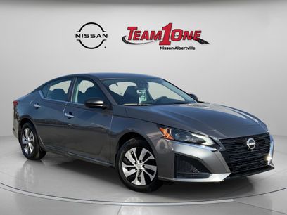 New 2025 Nissan Altima 2.5 S
