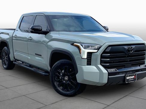 Used 2026 Toyota Tundra Limited AWD/4WD image 3