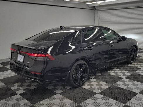 Used 2023 Honda Accord Sport image 6