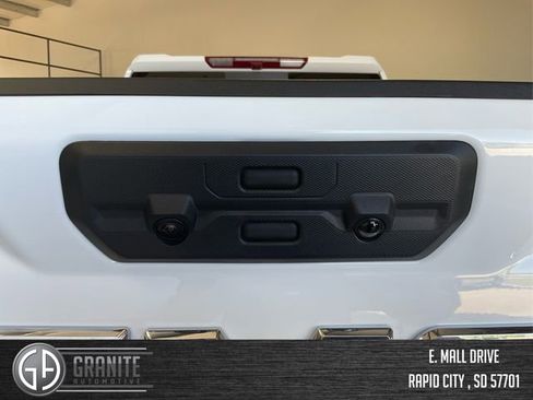 New 2025 GMC Sierra 3500 SLT AWD/4WD image 12