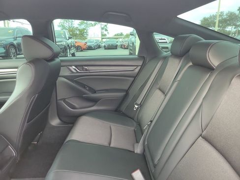 Used 2022 Honda Accord Sport image 10