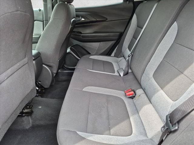 Used 2025 Chevrolet TrailBlazer LT AWD/4WD image 17