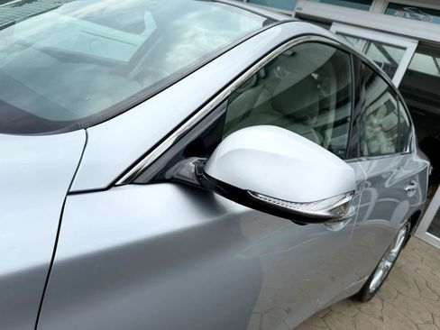 Used 2019 INFINITI Q50 Luxe w/ Essential Package (3.0T Luxe) AWD/4WD image 49