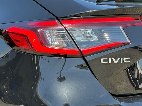Used 2022 Honda Civic EX-L image 26