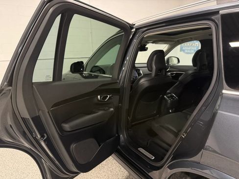 Used 2017 Volvo XC90 T6 Momentum AWD/4WD image 42